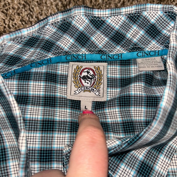 Cinch Men's Green Checkered Short Sleeve Button up shirt - Picture 3 of 3
